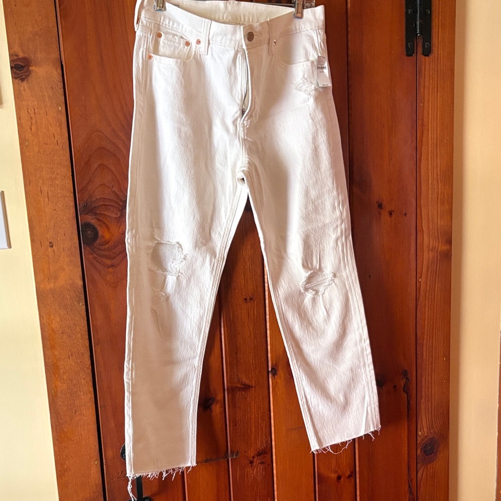 Women’s White Distressed Jeans